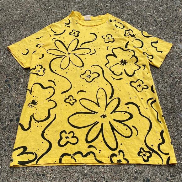 Vintage 80s Yellow and Black Flower Print AOP Graphic Tee - Picture 1 of 6